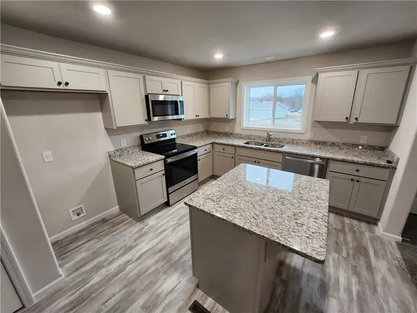 $185,000 | 1703 North 2nd Street, Neodesha, KS 66757