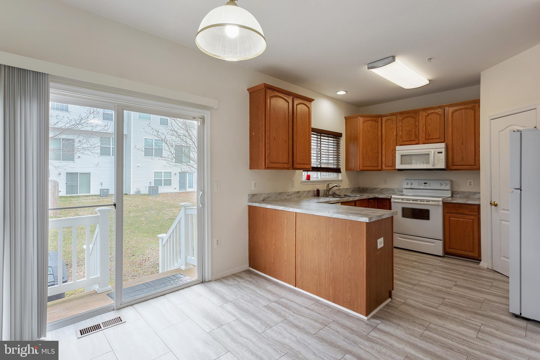 7010 Commander Howe Terrace Brandywine, MD 20613 - Photo 12 of 38