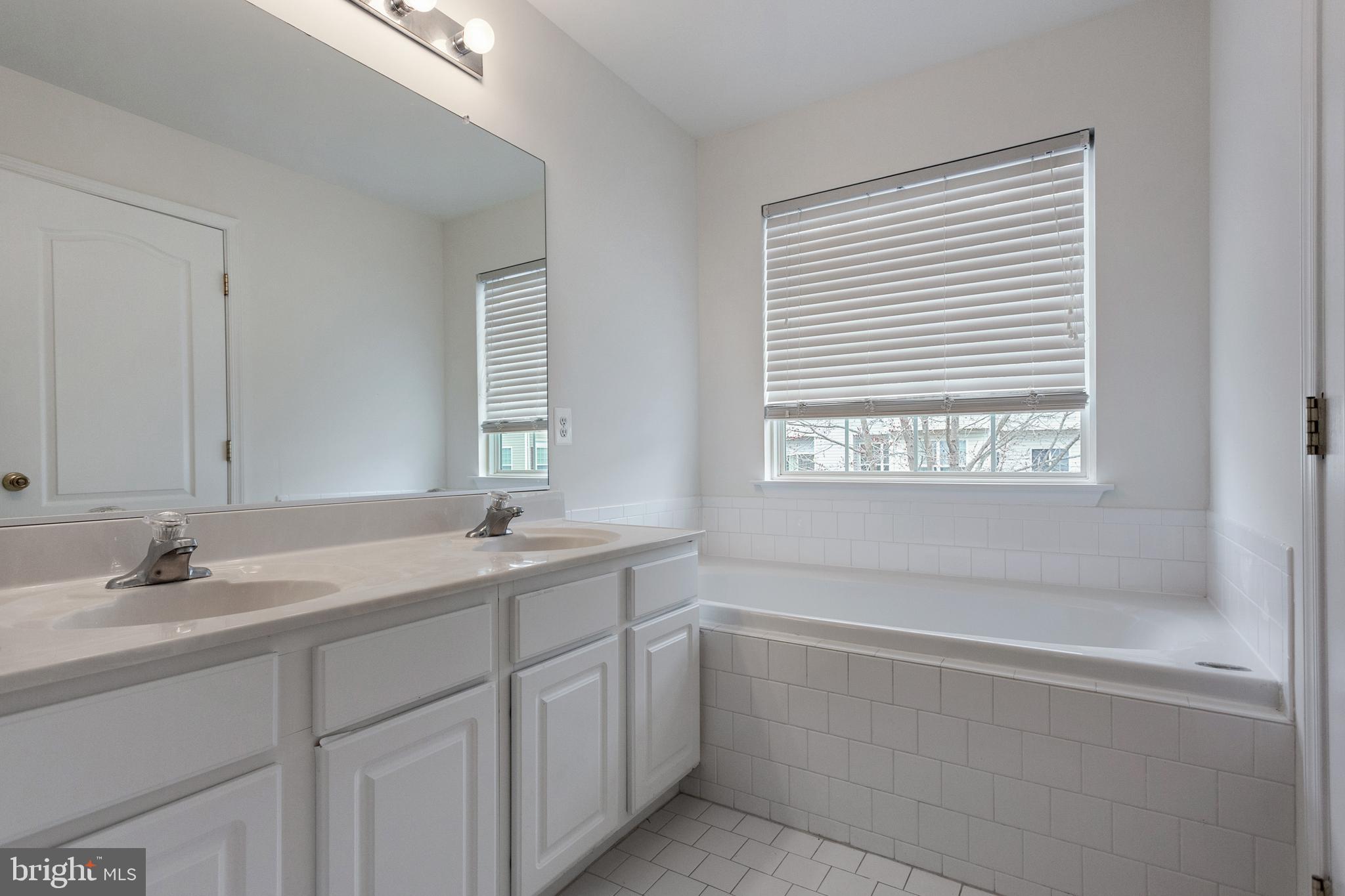 7010 Commander Howe Terrace Brandywine, MD 20613 - Photo 19 of 38