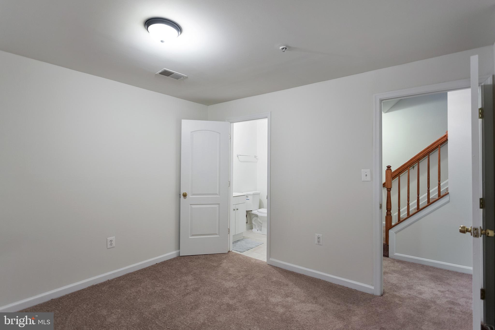 7010 Commander Howe Terrace Brandywine, MD 20613 - Photo 29 of 38