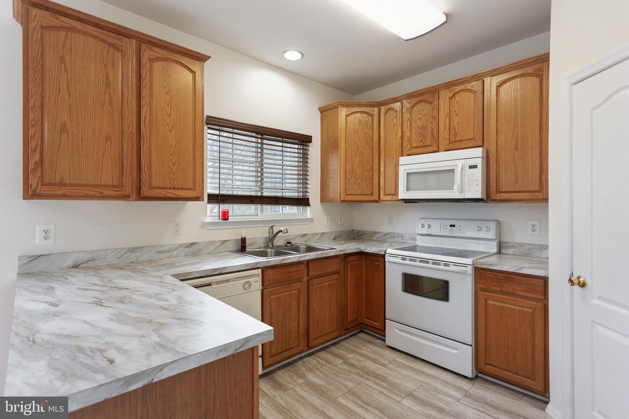 7010 Commander Howe Terrace Brandywine, MD 20613 - Photo 9 of 38