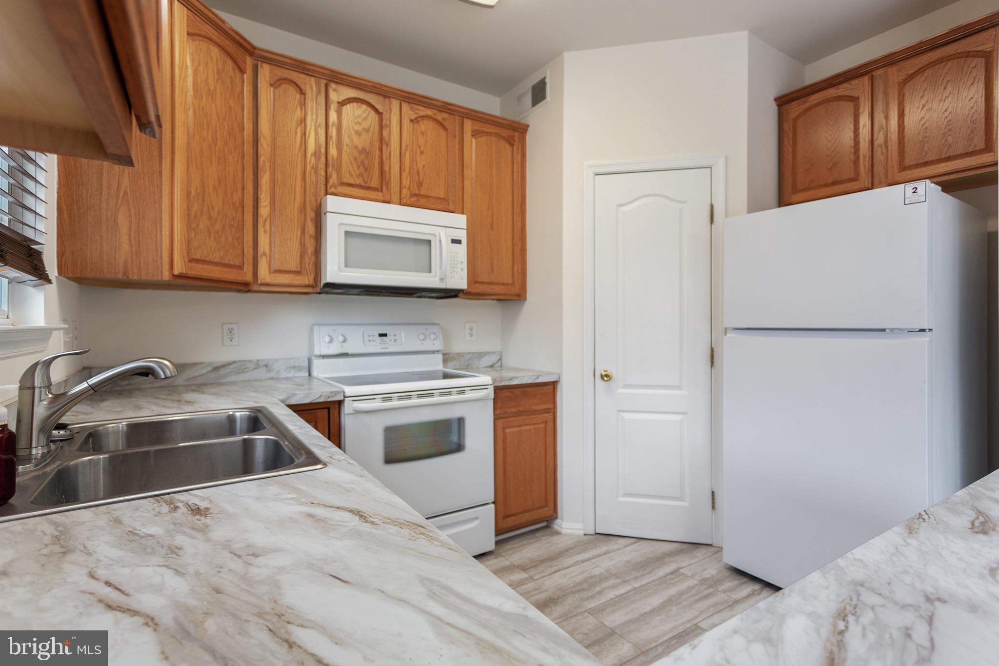 7010 Commander Howe Terrace Brandywine, MD 20613 - Photo 10 of 38