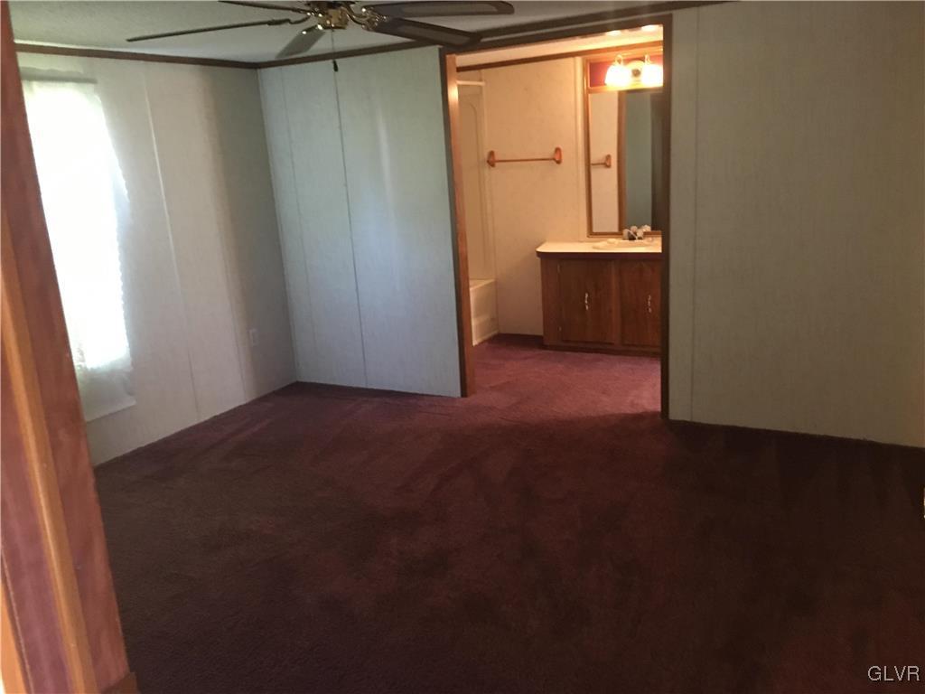 229 Molly Pitcher Road Mount Bethel, PA 18343 - Photo 11 of 13 Gallery Image 11