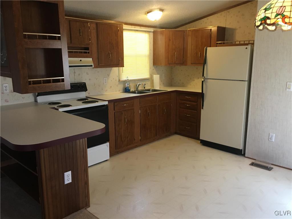 229 Molly Pitcher Road Mount Bethel, PA 18343 - Photo 8 of 13 Gallery Image 8