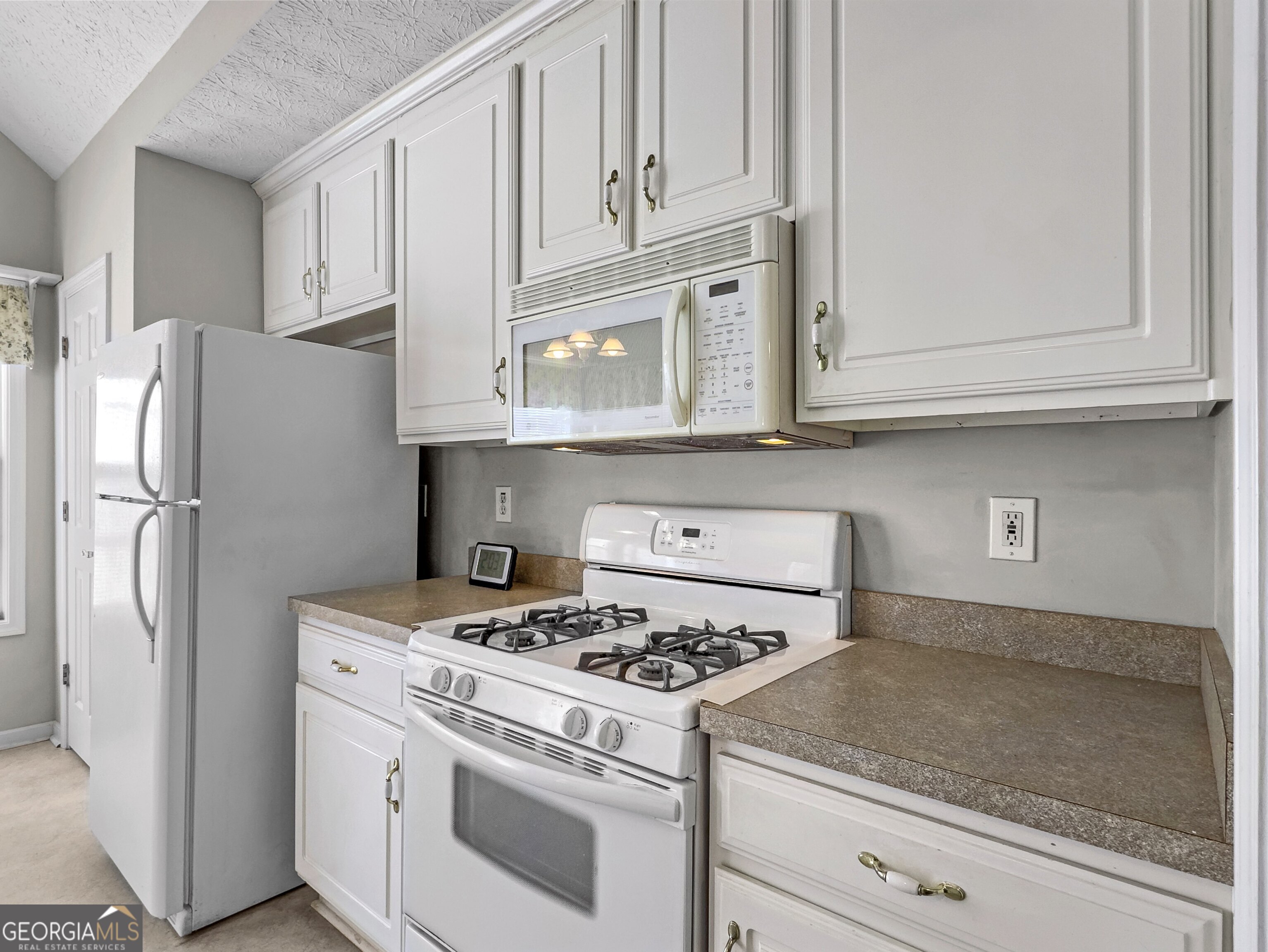 1126 Strath Clyde Way McDonough, GA 30253 - Photo 16 of 36