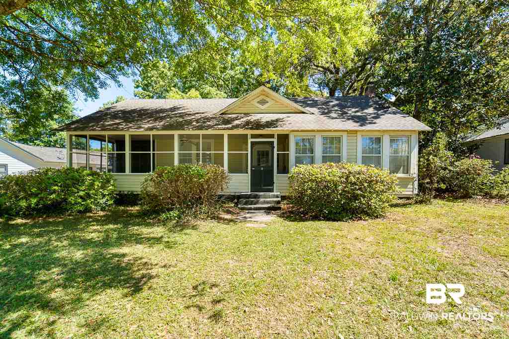 9 White Avenue Fairhope, AL 36532 - Photo 1 of 36