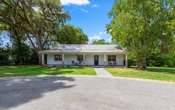 $280,000 | 5214 Southeast 113th Place, Belleview, FL 34420