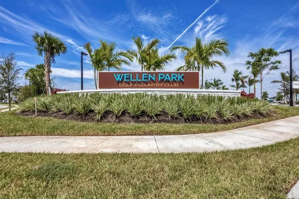 $2,195 | 17570 Opal Sand Drive, Unit 208, Venice, FL 34293