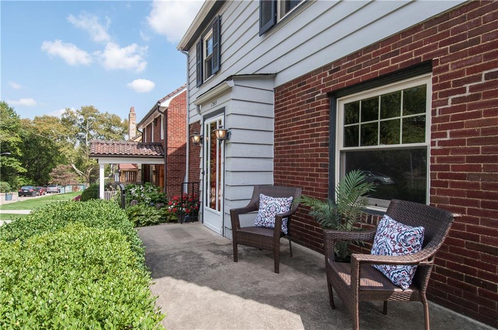 1345 Murdoch Road Pittsburgh, PA 15217 - Photo 3 of 25 Gallery Image 3