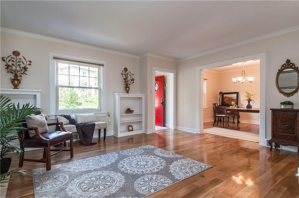 1345 Murdoch Road Pittsburgh, PA 15217 - Photo 4 of 25 Gallery Image 4