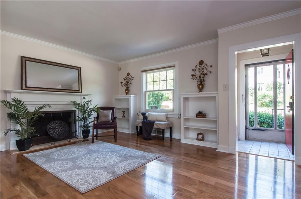 1345 Murdoch Road Pittsburgh, PA 15217 - Photo 7 of 25 Gallery Image 7