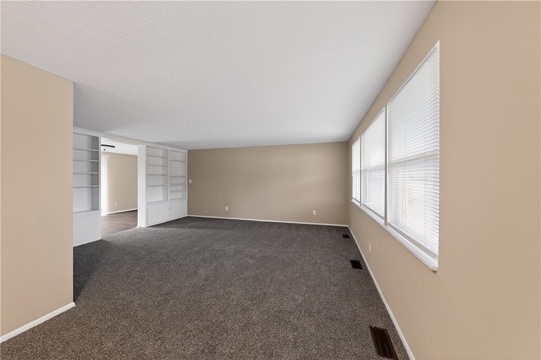 2790 Swigert Road Kettering, OH 45440 - Photo 4 of 30