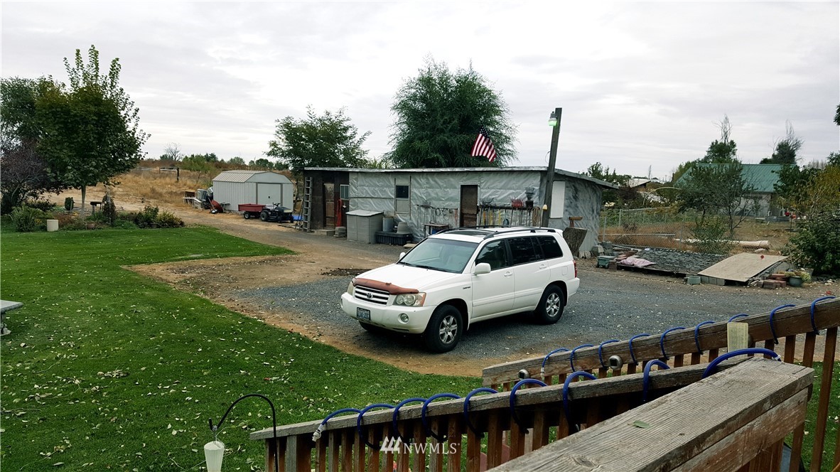 5660 Mae Valley Road Northeast Moses Lake, WA 98837 - Photo 21 of 23 Gallery Image 21