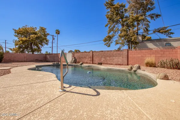 $2,700 | 312 East Hermosa Drive, Tempe, AZ 85282