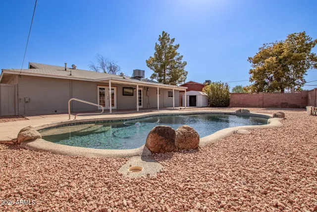 $2,700 | 312 East Hermosa Drive, Tempe, AZ 85282