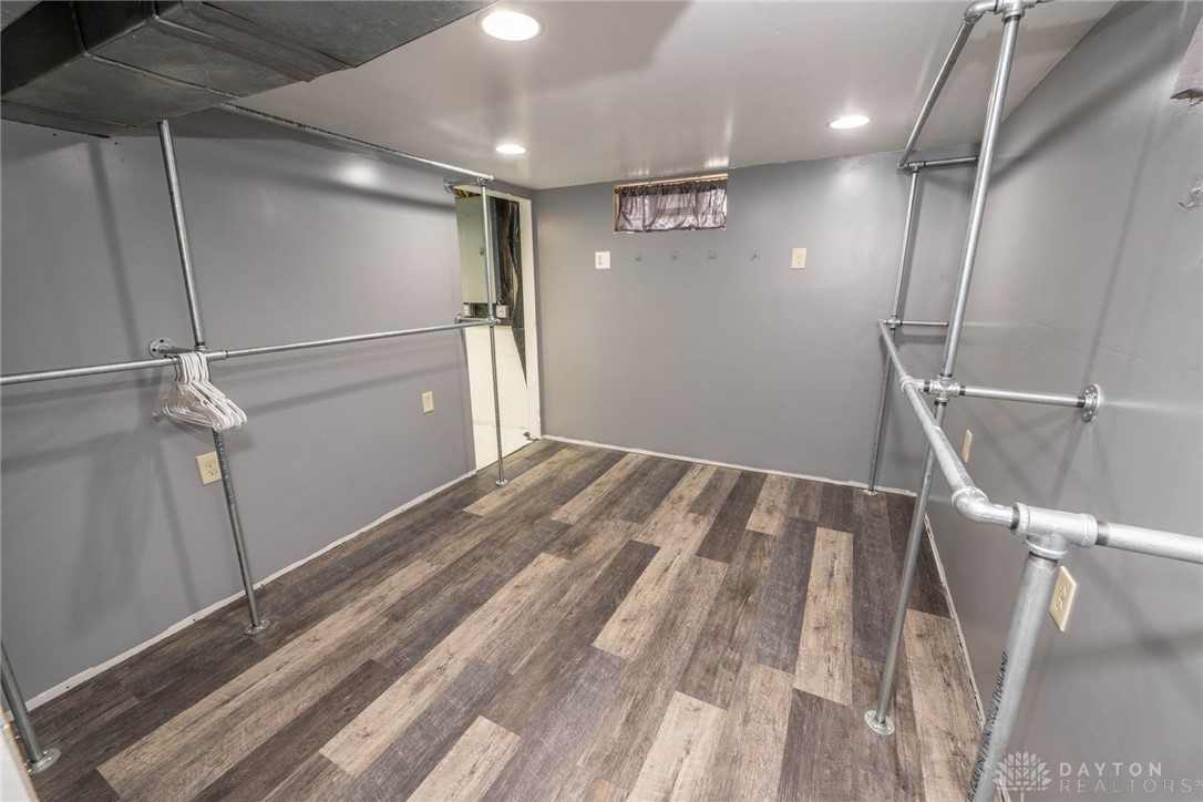 283 Spinning Road Dayton, OH 45431 - Photo 21 of 23 lower level walk-in closet