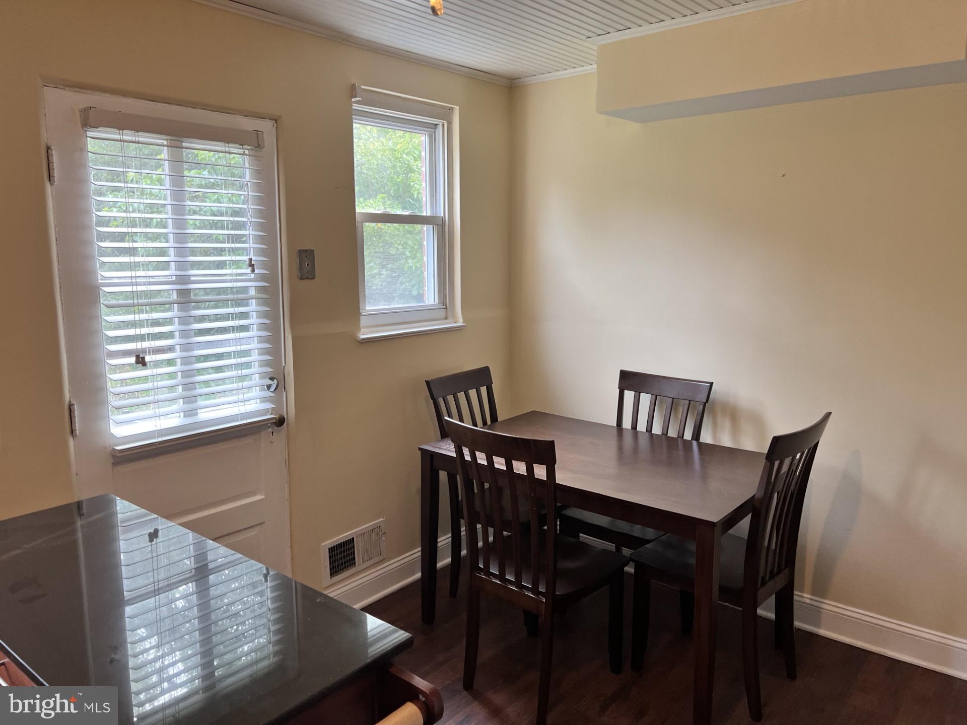 1635 Naturo Road Towson, MD 21286 - Photo 7 of 10