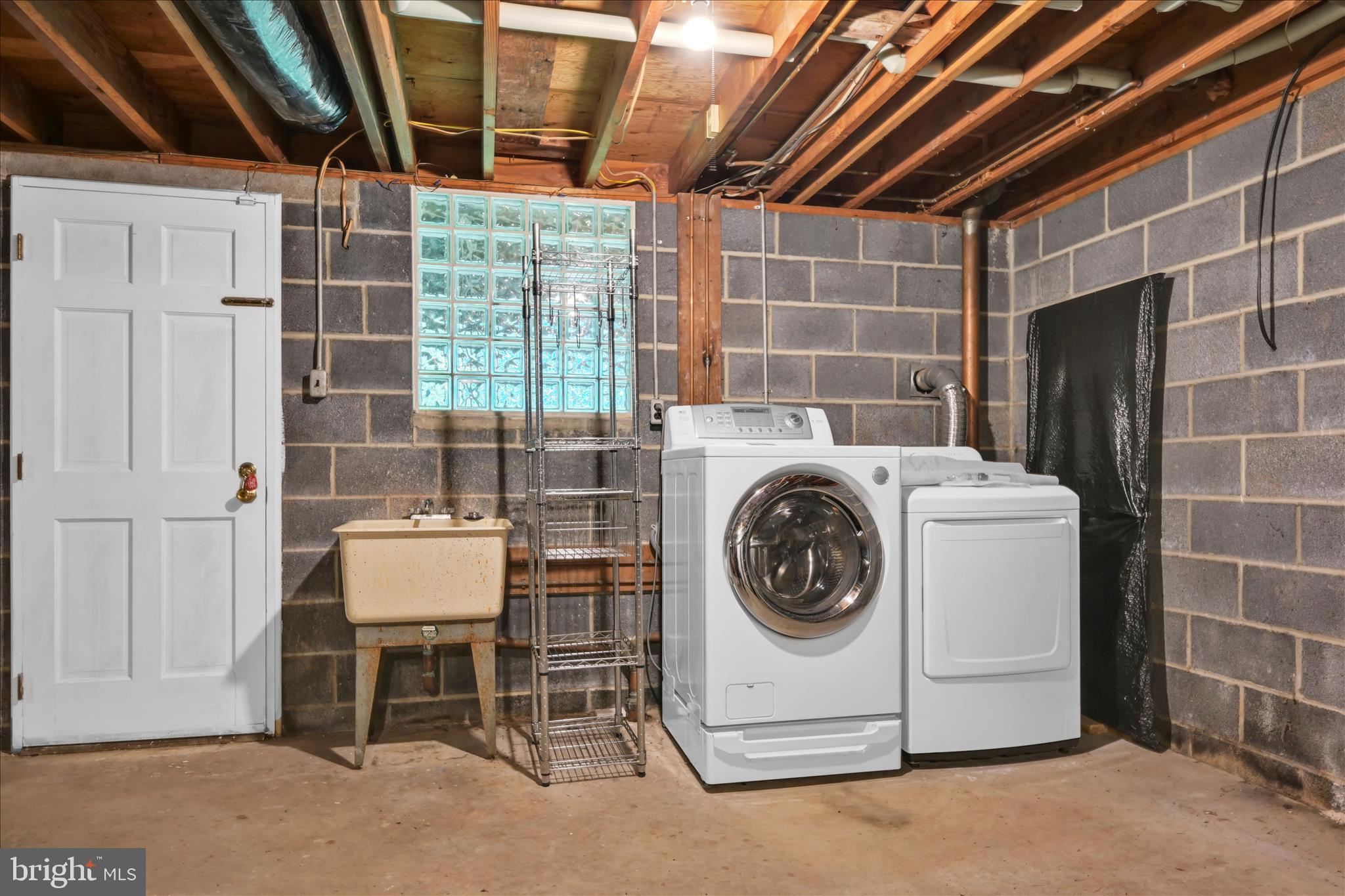 50 Timber Road Pottsville, PA 17901 - Photo 39 of 49 Laundry Area