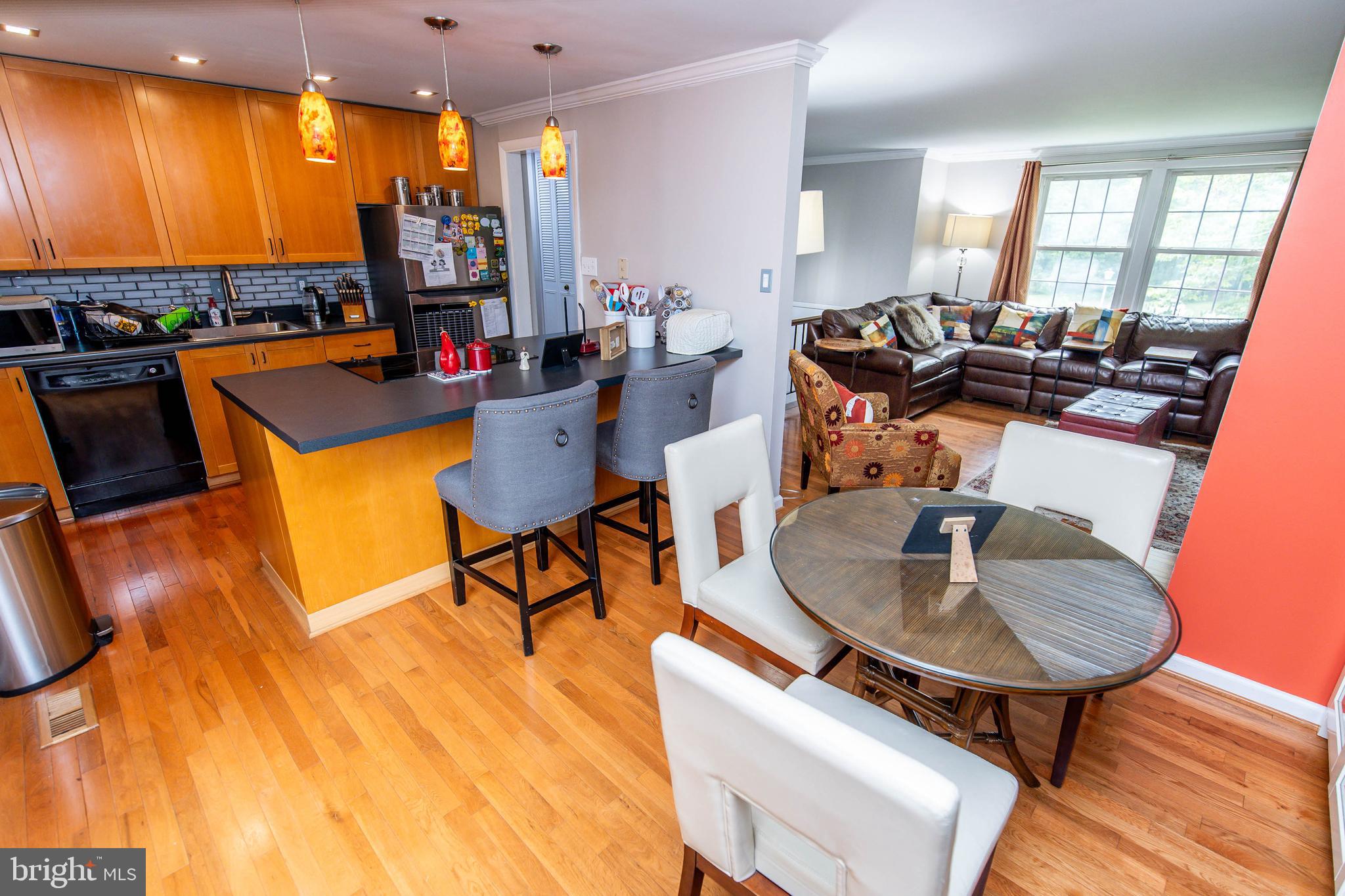 15613 Wembrough Street Silver Spring, MD 20905 - Photo 8 of 53