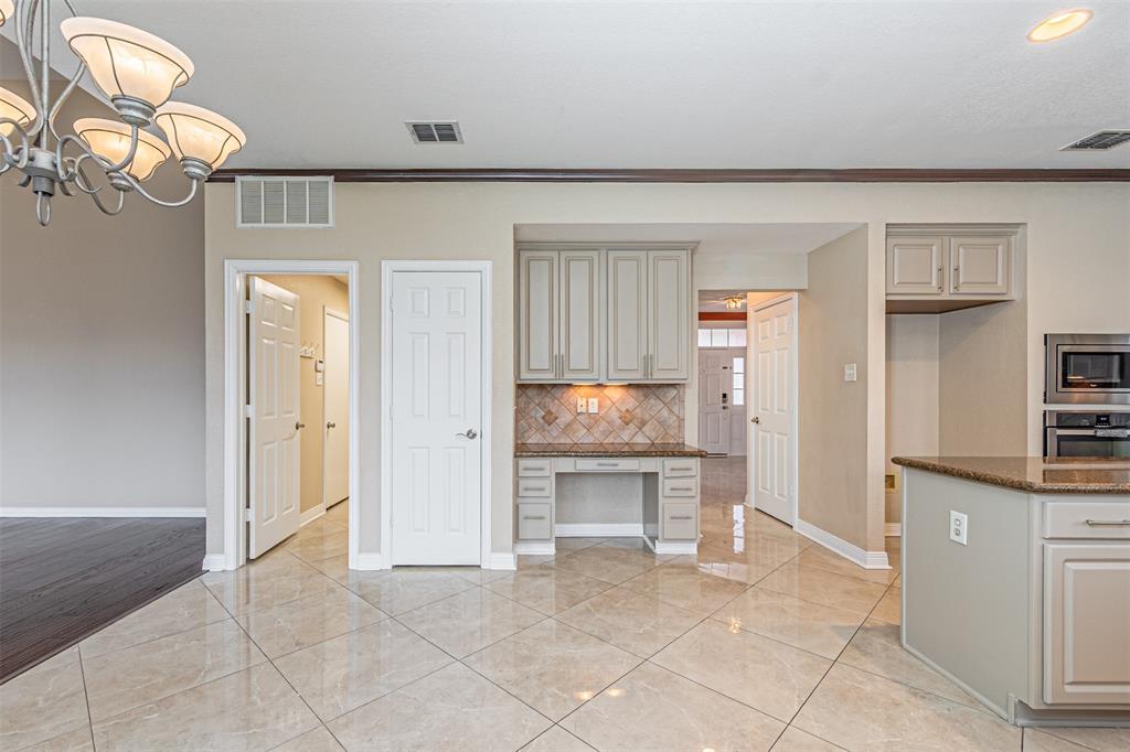 1907 New Haven Road Grapevine, TX 76051 - Photo 8 of 34