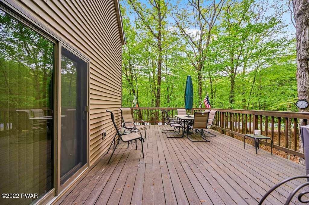 117 Tanager Road Lackawaxen, PA 18435 - Photo 6 of 61