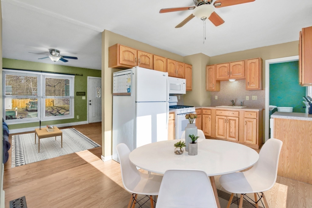 25 Chipmunk Road Springfield, MA 01108 - Photo 8 of 37 Gallery Image 8