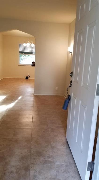 1342 Hamilton Road Pittsburgh, PA 15234 - Photo 3 of 9 Gallery Image 3