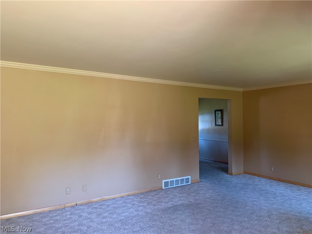 4541 8th Street Northwest Canton, OH 44708 - Photo 4 of 10 Gallery Image 4