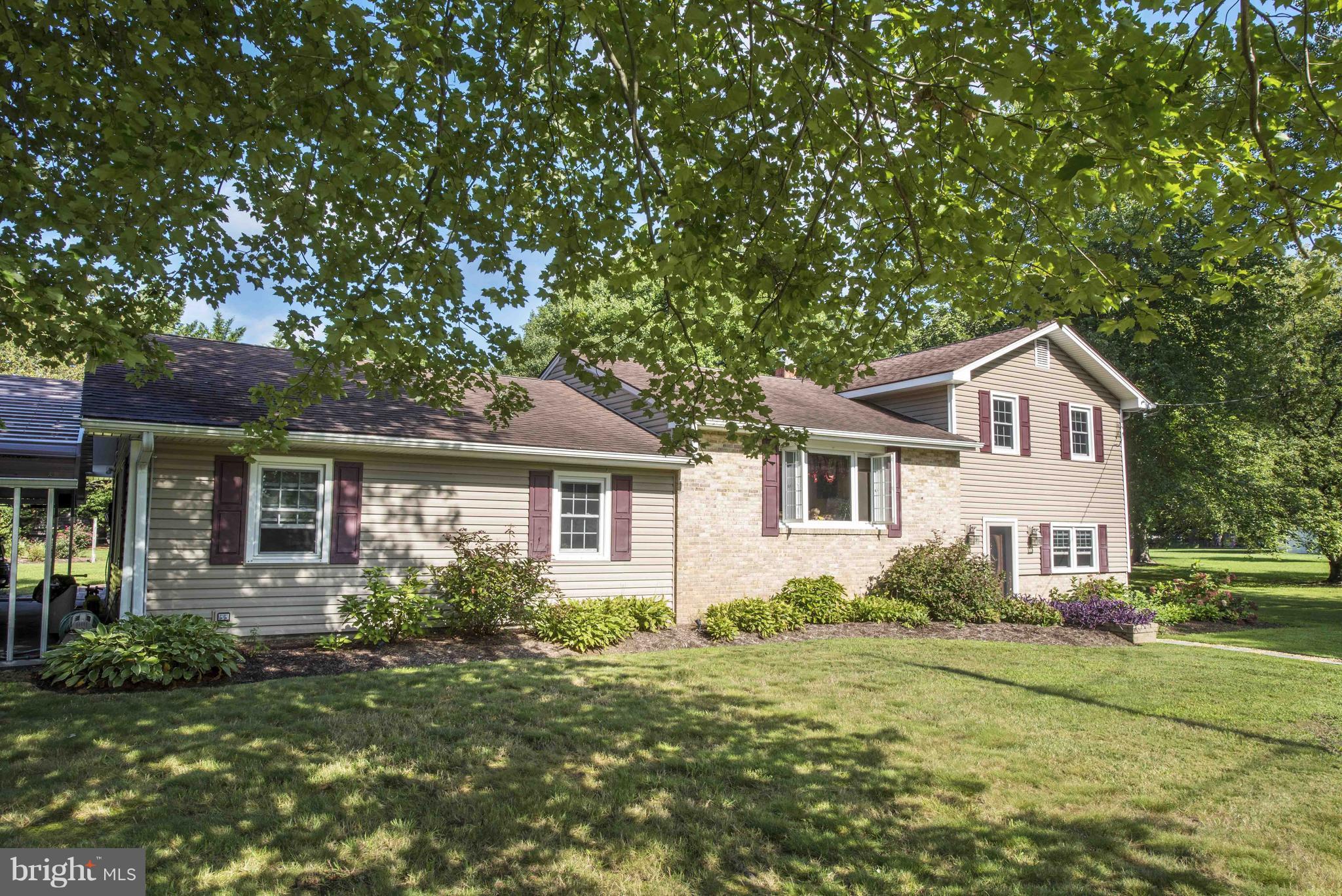 110 Holly Road Edgewater, MD 21037 - Photo 1 of 30 Exterior (General)