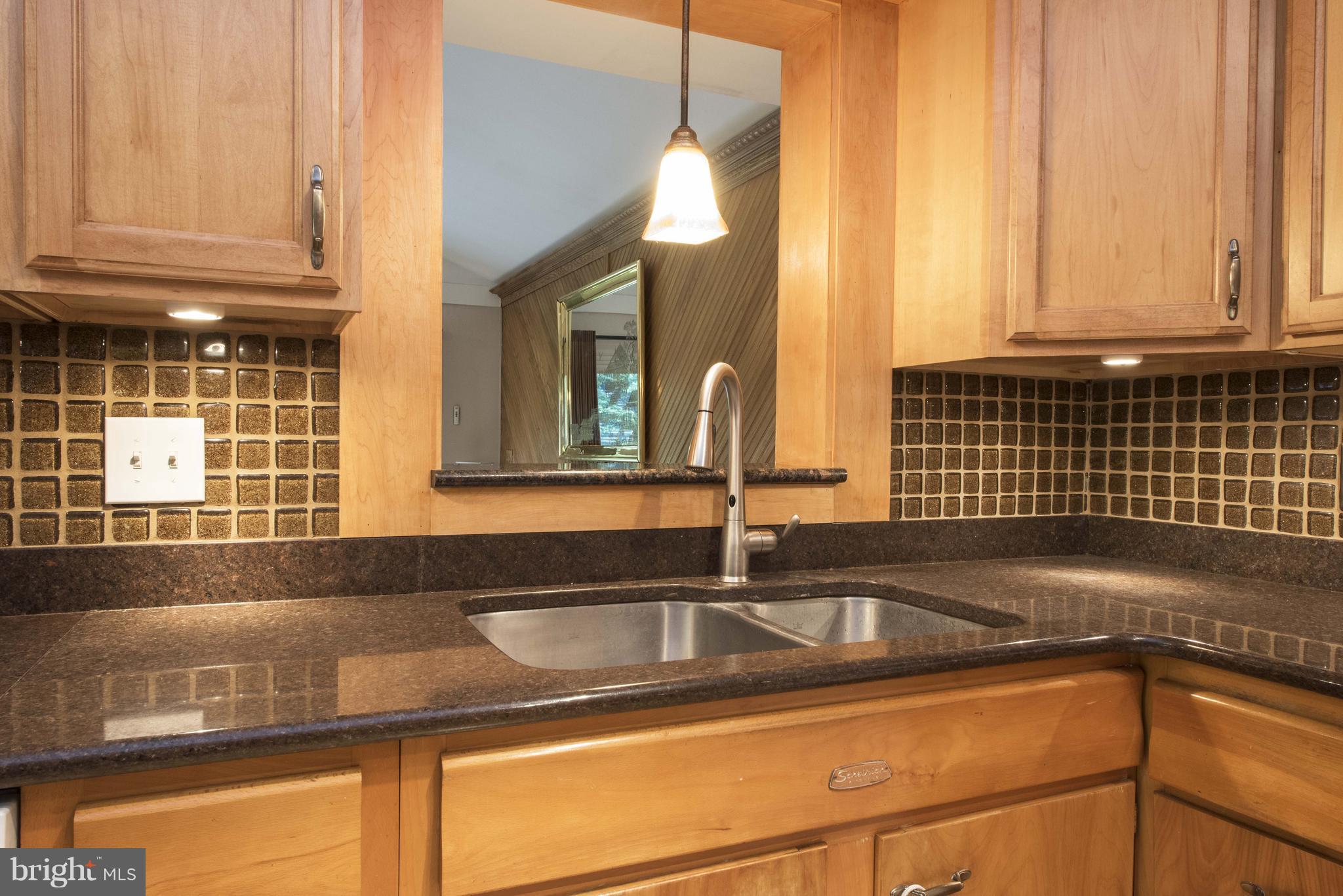 110 Holly Road Edgewater, MD 21037 - Photo 11 of 30 Kitchen