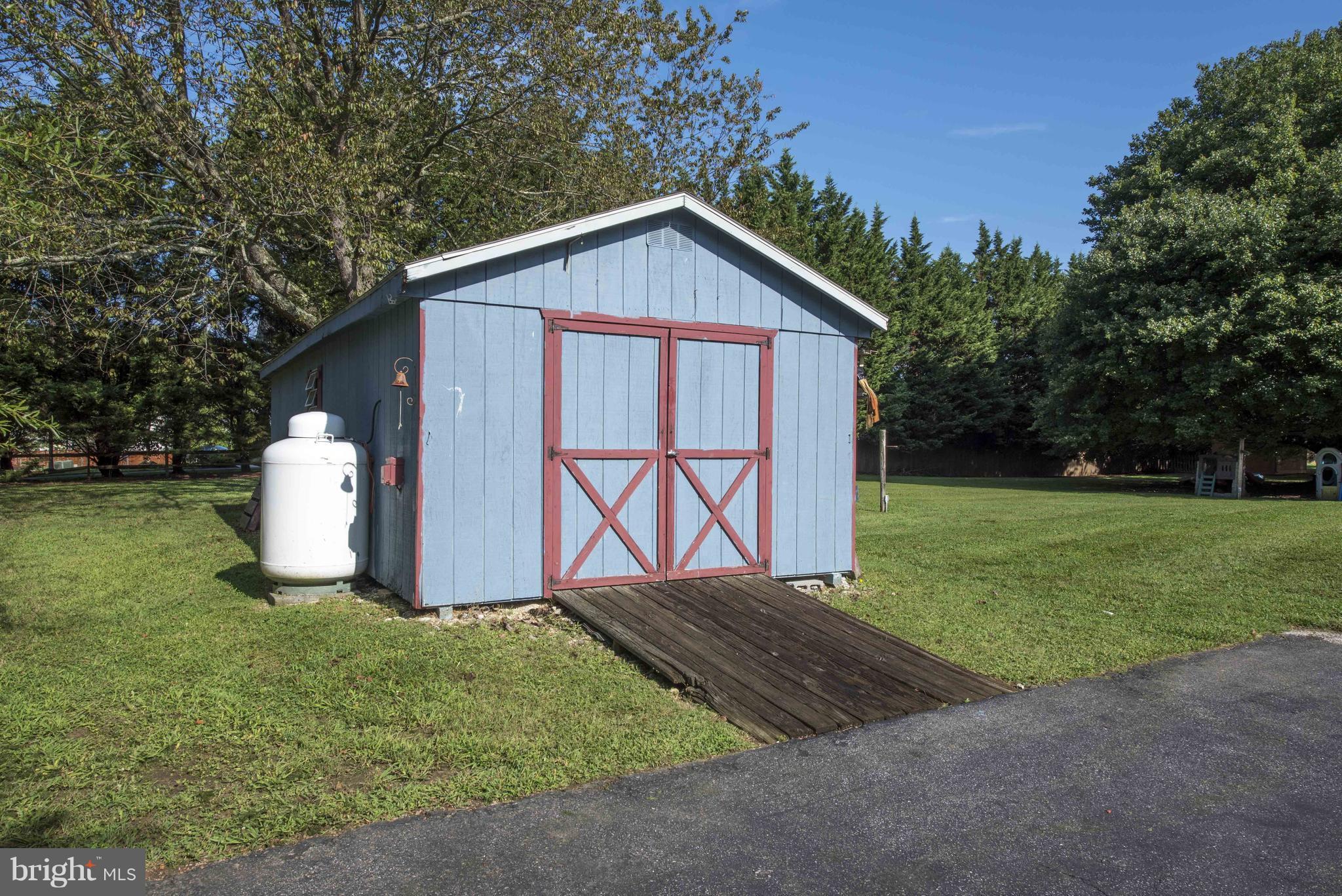 110 Holly Road Edgewater, MD 21037 - Photo 29 of 30 Extra large shed/garage