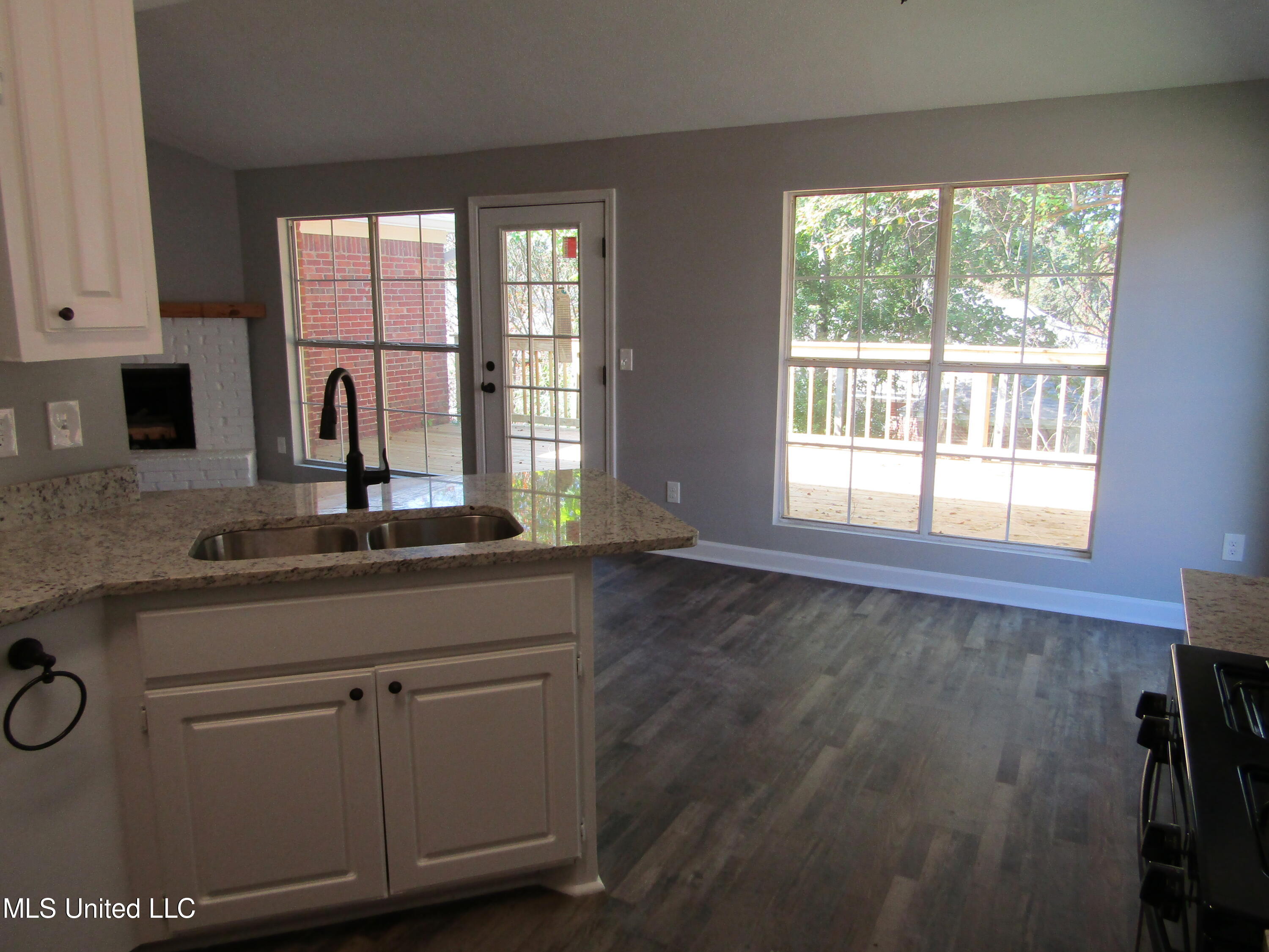1004 Carlyle Cove Ridgeland, MS 39157 - Photo 8 of 12 IMG_0118