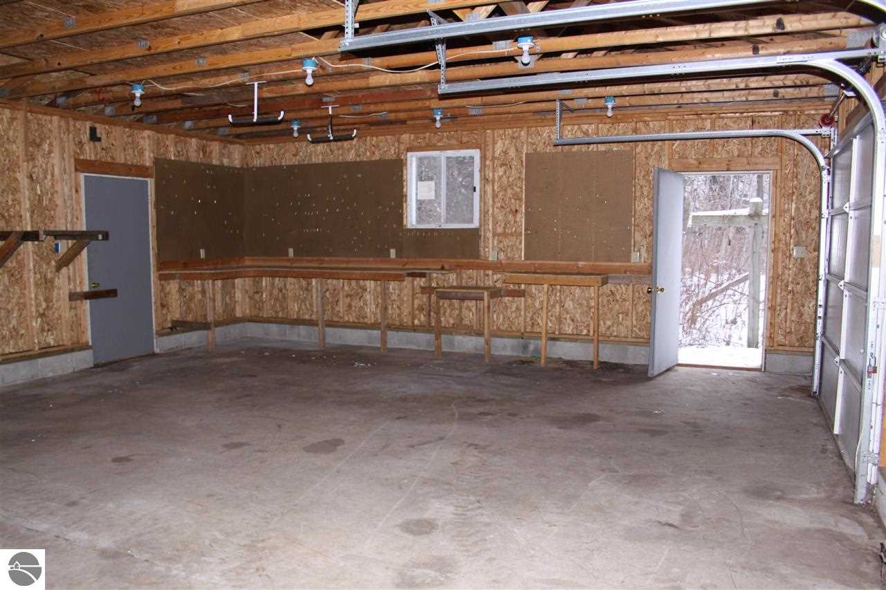 7741 Old Platte Road Beulah, MI 49617 - Photo 12 of 33 1779229-11.JPG