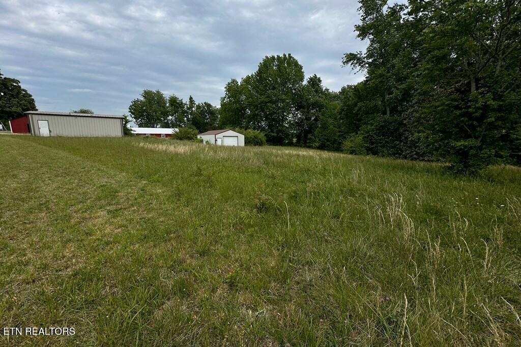 132 Old Stover Road Monroe, TN 38573 - Photo 3 of 7 244144_7