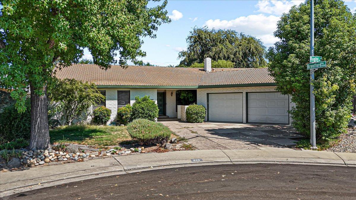 925 Rugby Lane Modesto, CA 95356 - Photo 1 of 1 Gallery Image 1