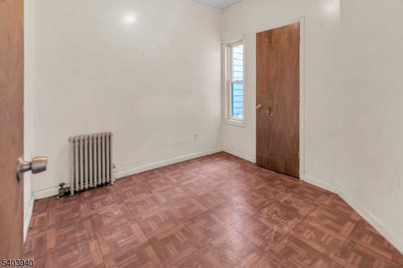 21 Rosa Parks Boulevard Paterson, NJ 07524 - Photo 11 of 24