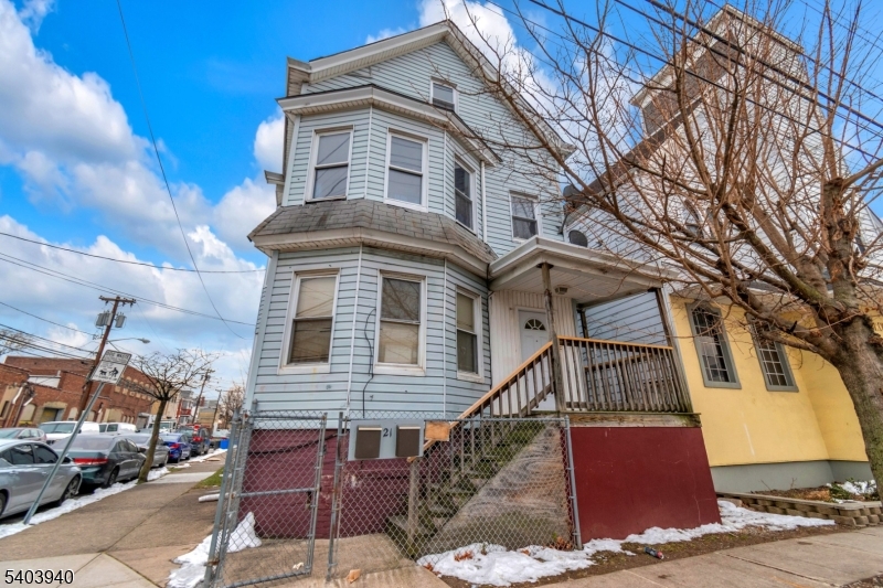 21 Rosa Parks Boulevard Paterson, NJ 07524 - Photo 18 of 24