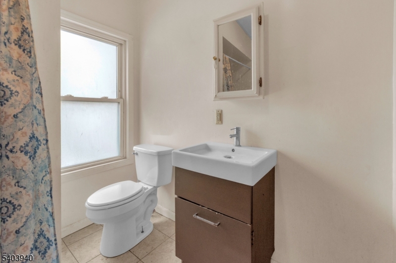 21 Rosa Parks Boulevard Paterson, NJ 07524 - Photo 9 of 24