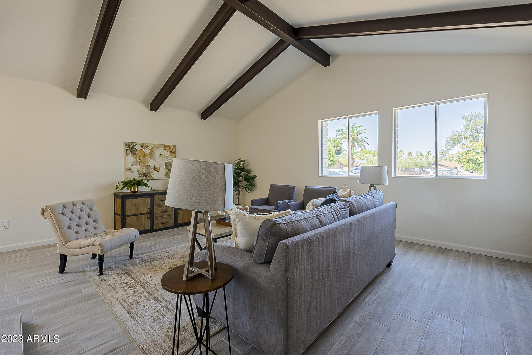 3813 West Dalphin Road Phoenix, AZ 85051 - Photo 8 of 36 Formal Living Room