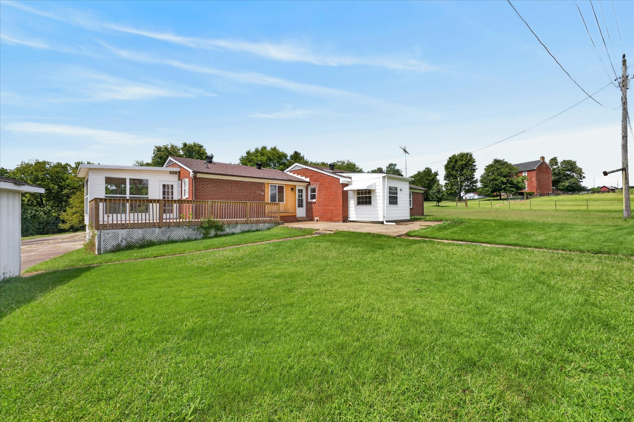 3252 Marthas Chapel Road Cunningham, TN 37052 - Photo 36 of 38 Gallery Image 36