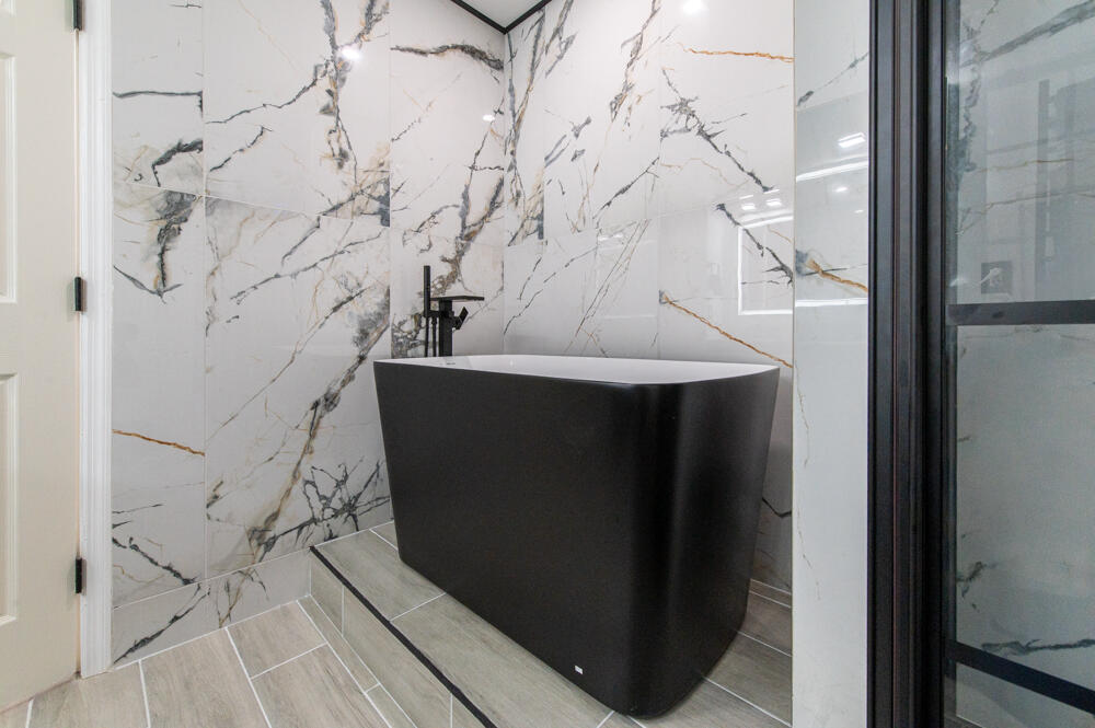 110 Baron Place North Augusta, SC 29841 - Photo 12 of 19 Luxury Bath!