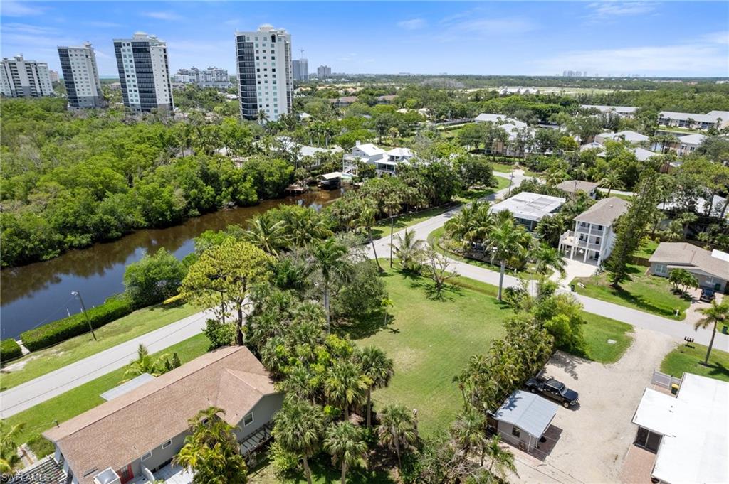 1300 Venetian Way Naples, FL 34110 - Photo 18 of 40 .29 ACRE DOUBLE/CORNER LOT! GULF-ACCESS BOAT DOCKS FOR LEASE STEPS AWAY! (Subject to availability) 3 MILES TO THE BEACH!