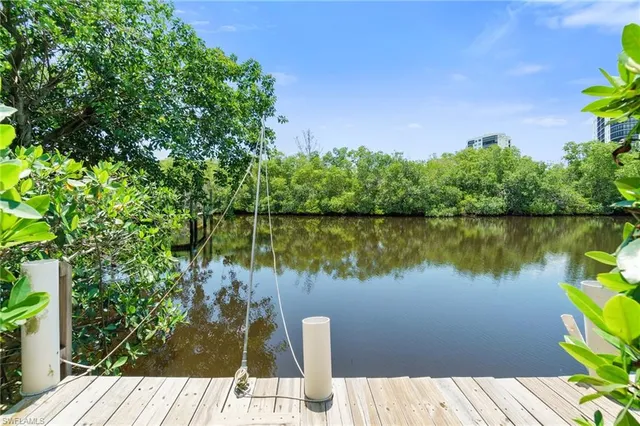 $665,000 | 1300 Venetian Way, Naples, FL 34110