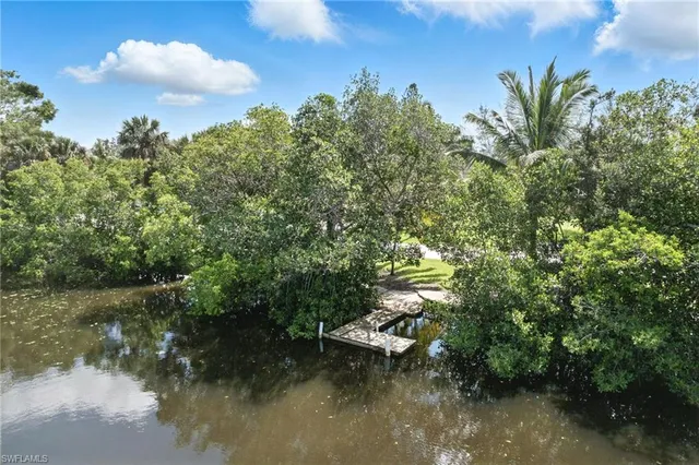 $665,000 | 1300 Venetian Way, Naples, FL 34110