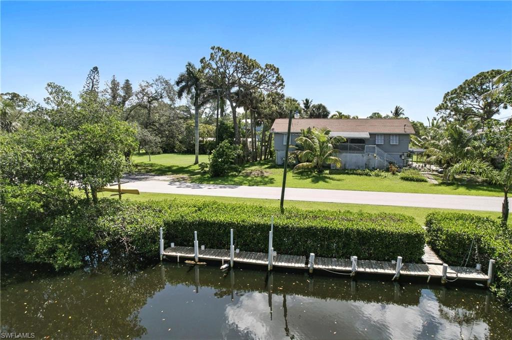 1300 Venetian Way Naples, FL 34110 - Photo 7 of 40