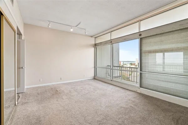 $155,000 | 4600 Ocean Drive, Unit 906, Corpus Christi, TX 78412