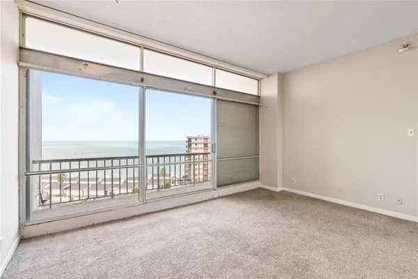 $155,000 | 4600 Ocean Drive, Unit 906, Corpus Christi, TX 78412