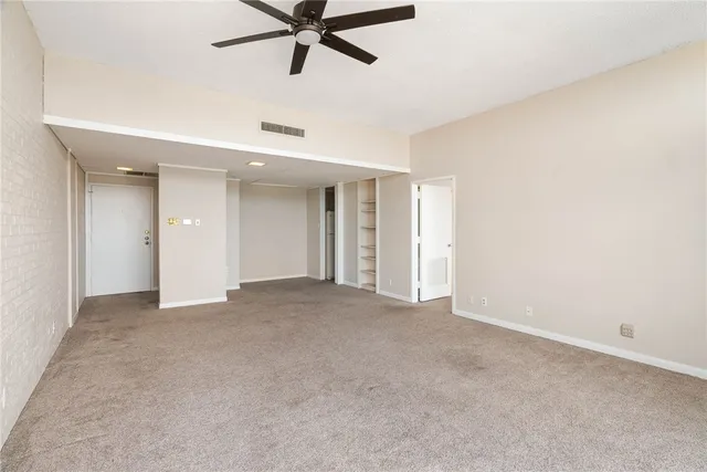 $170,000 | 4600 Ocean Drive, Unit 906, Corpus Christi, TX 78412