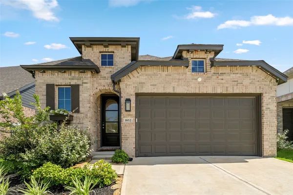 $2,650 | 1052 Shl Crk Trail, Conroe, TX 77304