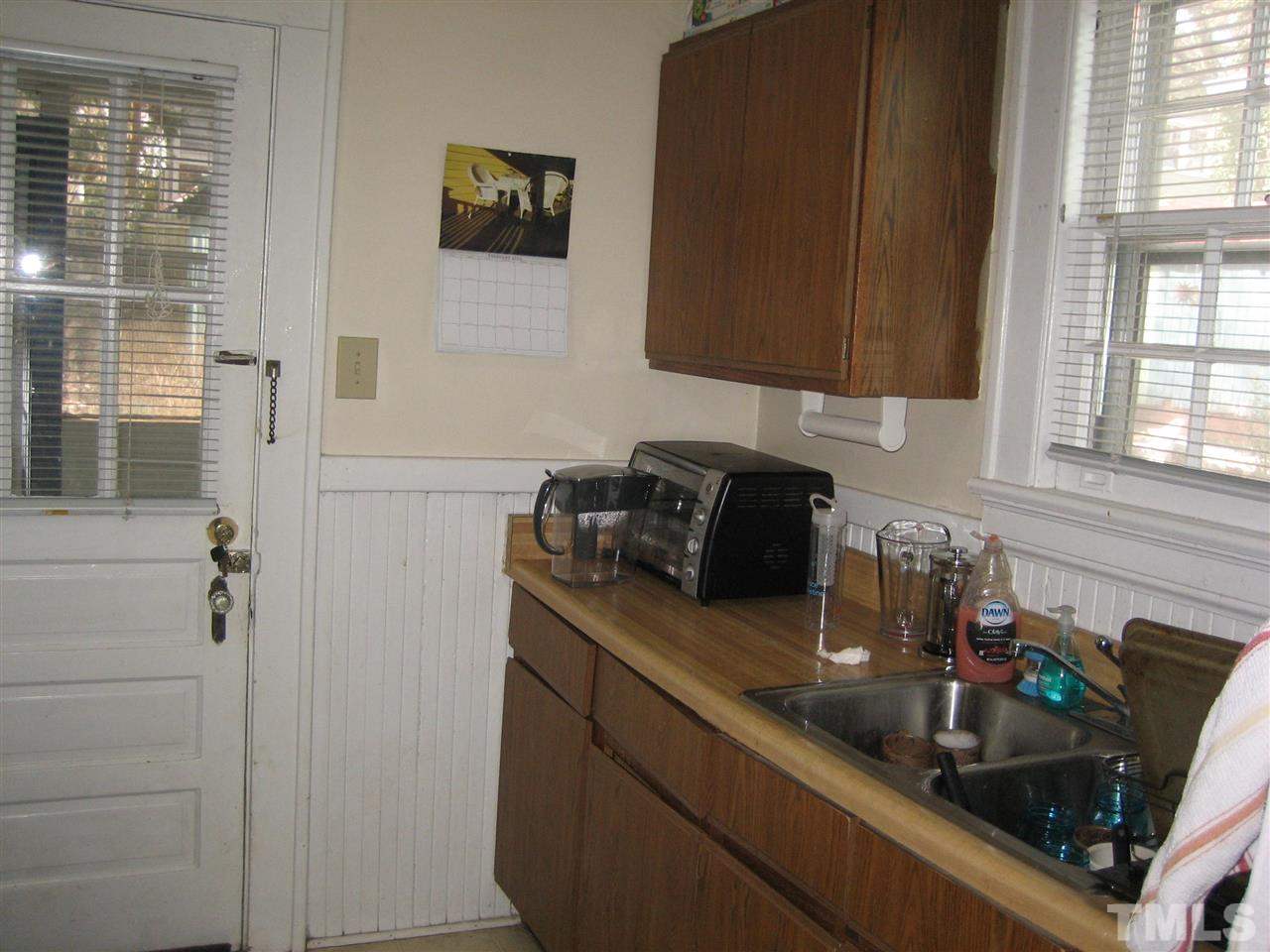 607 North East Street Raleigh, NC 27604 - Photo 20 of 25